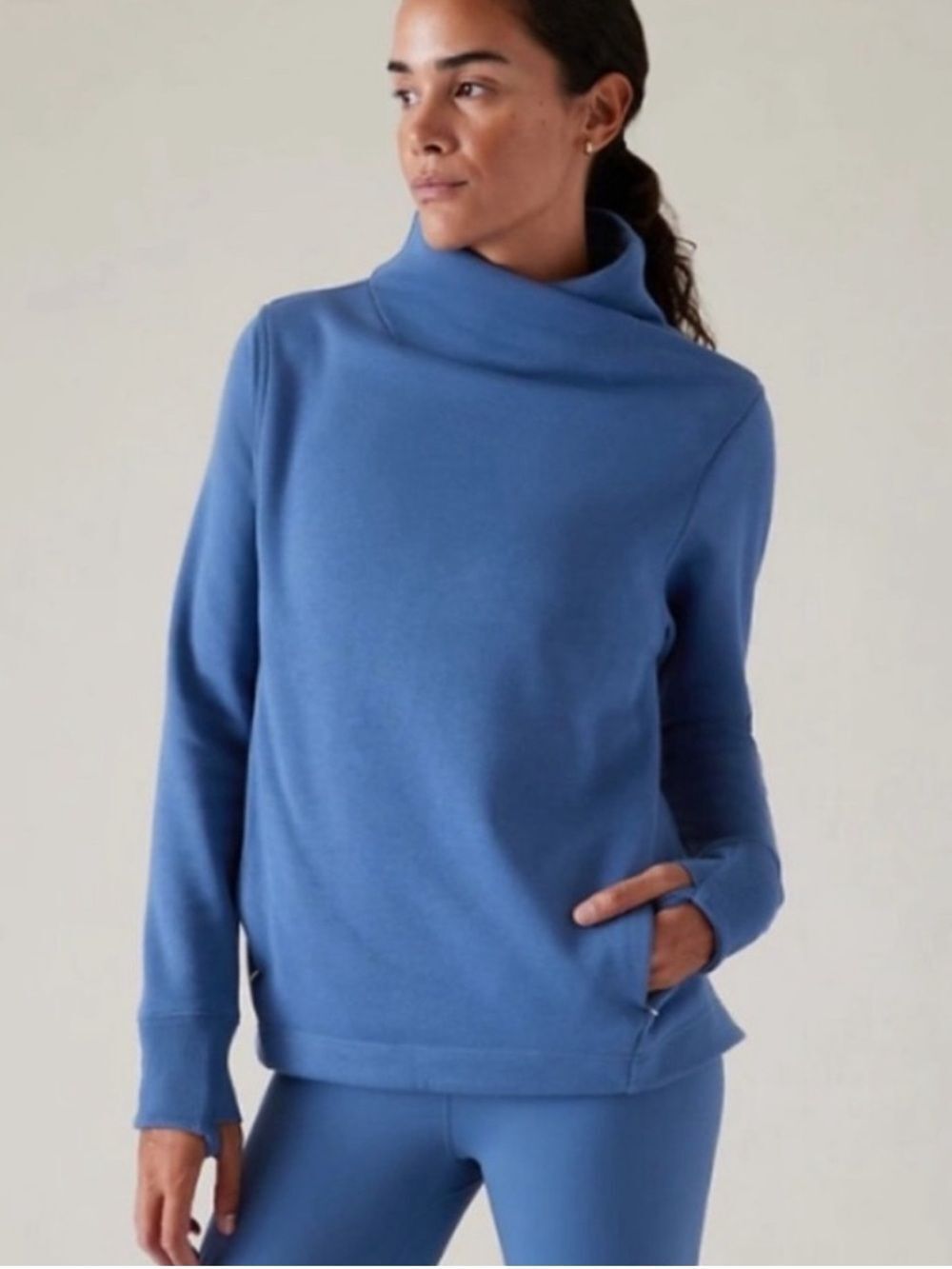 ATHLETA Cozy Karma Twist Neck Pullover Sweatshirt Chrome Blue Women’s Size XS